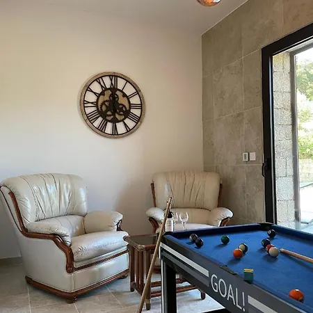 Villa Campana - *